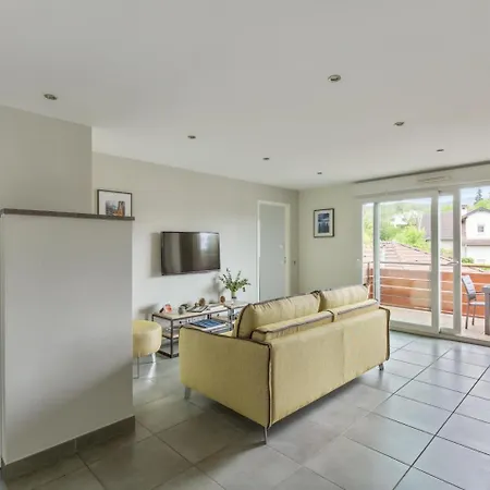 Idealement Situe Apartment Annecy