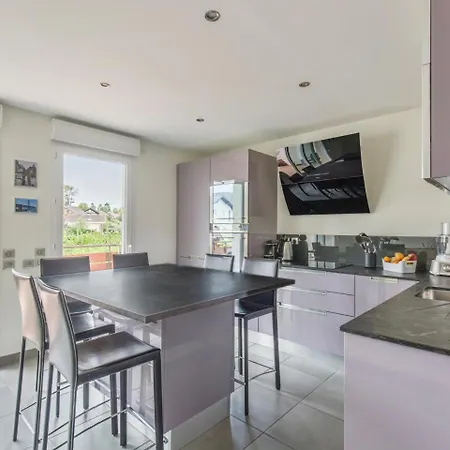 Apartment Idealement Situe Annecy
