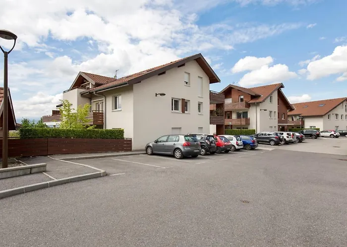 Idealement Situe Apartment